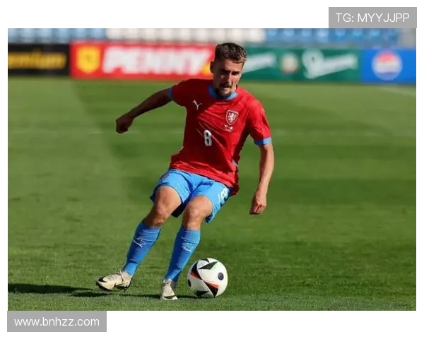 捷克与德国足球对决精彩进球回顾及赛后分析