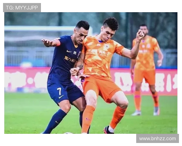 鲁能与富力2018年精彩对决回顾球场上的激情与荣耀交织