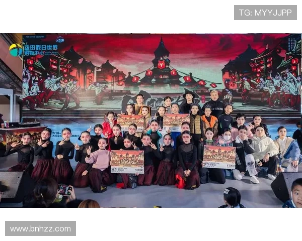 赛后复盘:西安街舞队与深圳街舞队的团队协作与表现分析 赛后复盘:西安街舞队与深圳街舞队的团队协作与表现分析