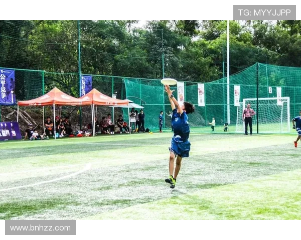 重庆飞盘队在极限运动联赛中的战术表现分析与点评